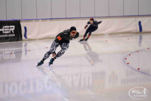 Артем Арефьев завоевал две медали на этапе Кубка мира по конькобежному спорту в Норвегии