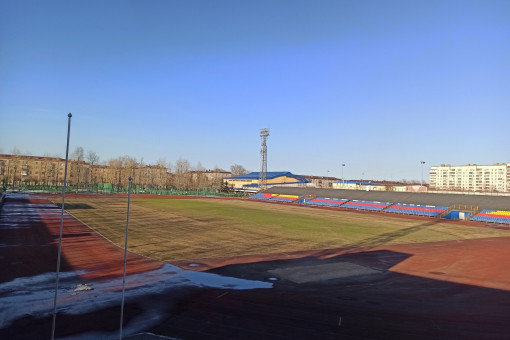С 14 апреля  стадион «Металлург» открывает бесплатные легкоатлетические дорожки